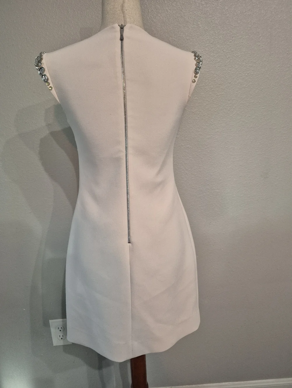 Sate Spade White Mini Dress with Embellished Shoulders Size XS - Picture 3 of 6